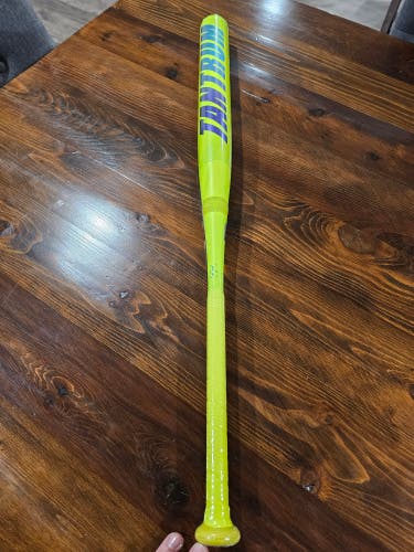 2026 Easton Tantrum Composite Bat (-8) 26 oz 34" (New)