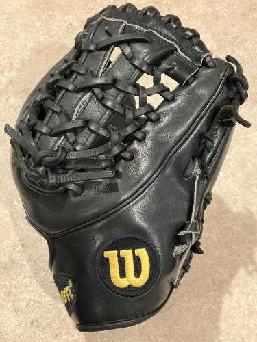 Wilson A2K RH Pitcher's Baseball Glove 11.75" (Used)
