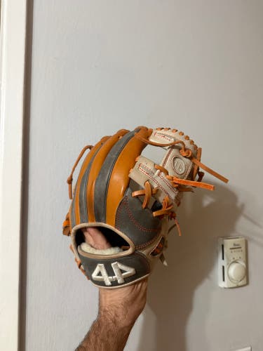 44 Pro Signature Series Baseball Glove 11.5" (Used)