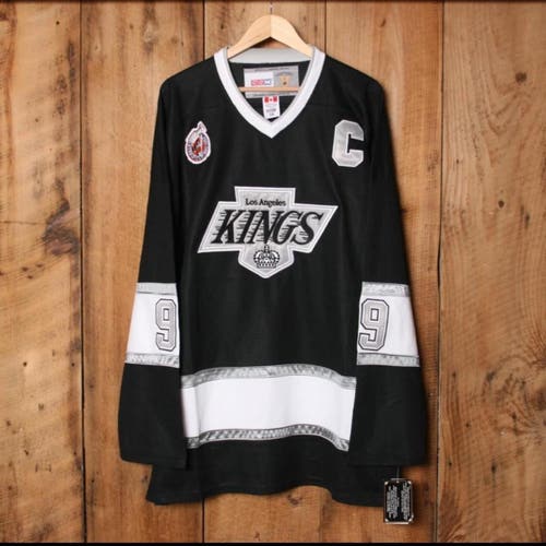 Wayne Gretzky Los Angeles Kings Away Jersey XL CCM Retro Vintage Hockey
NEW