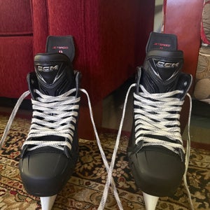 2025 CCM JetSpeed FT890 Hockey Skates 8.5 Regular