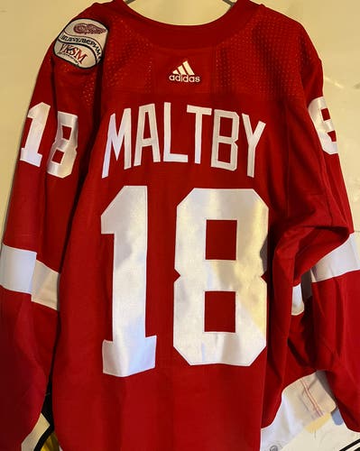 Adidas Detroit Red Wings Maltby Size 54 Men's Jersey (New) MIC