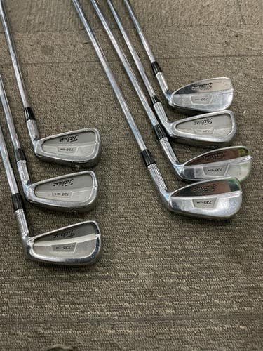 Used Titleist 735CM Mens Iron Set RH 4I-PW 11614-S000236922