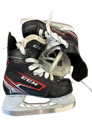 Used CCM FT340 11Y Youth Hockey Skate Youth 11.0 11682-S000132807