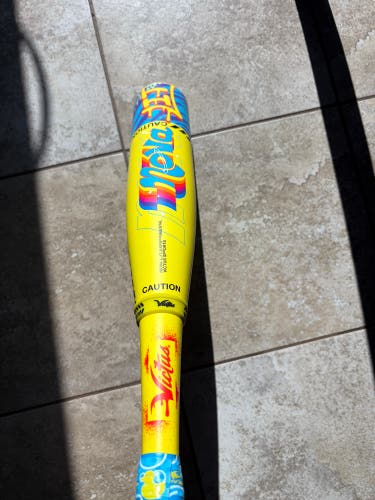 2026 Victus Nova Lit Composite USSSA Certified Bat (-10) 18 oz 28" (Used)