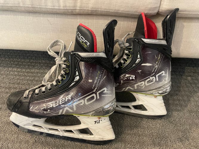 Fit 3, Size 6.5 Bauer Vapor Hyperlite Hockey Skates Regular Width Size 6.5 (Used) *1 Pair