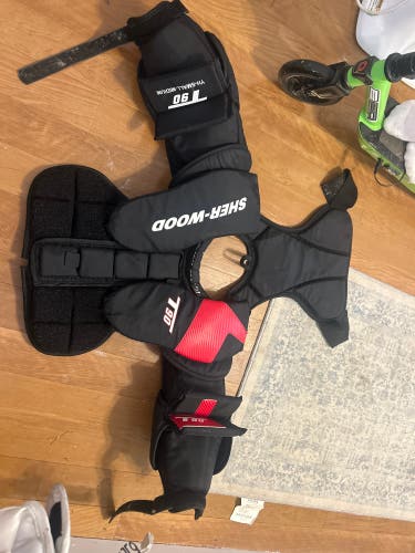 Small / Medium Sher-Wood T90 Goalie Chest Protector (Used)