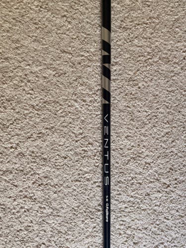 Men's Fujikura Ventus Shaft Regular Flex Graphite Shaft (New)