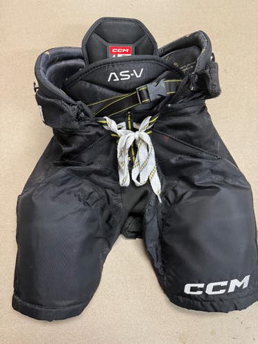 Junior Small CCM Tacks AS-V Hockey Pants (Used) - Near new condition