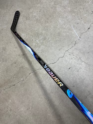65 Flex P90TM Senior Bauer Flylite Right Hand Hockey Stick Pro Stock (Used)
