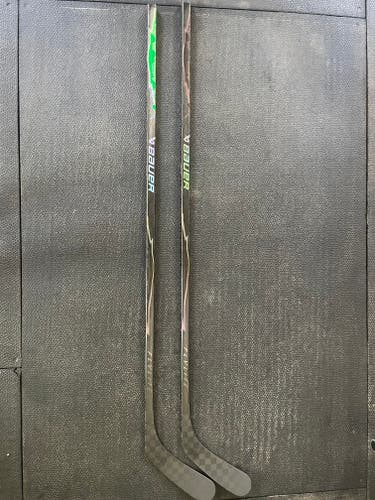 Senior Bauer Vapor Flylite Left Hand Hockey Stick P92 77 Flex (Used)