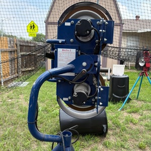 (Used) Bata2 Pitching Machine Buyer must pickup.