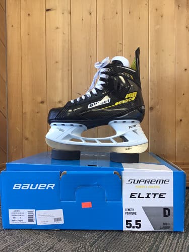 2022 Bauer Hockey Supreme Elite Skates Regular Width Size 5.5 (New)