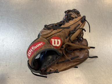Used Wilson A1000 BB/SB Glove RH Throw Brown 12 1/2" 11339-S000201664