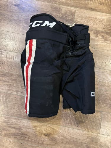 Men's Senior Small CCM hp31 Hockey Pants Pro Stock (Used)