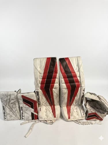 32" 2023 True Catalyst 7x Regular Goalie Full Set (Used)