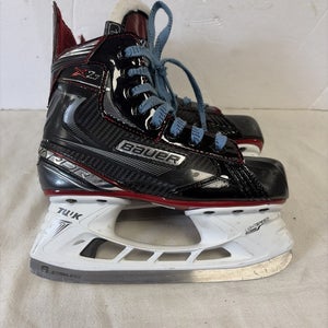 Junior Size 1.5 Bauer Vapor X2.7 Ice Hockey Skates
