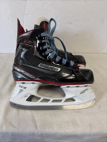 Junior Size 1.5 Bauer Vapor X2.7 Ice Hockey Skates