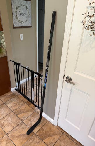Repaired Senior CCM Ribcor Trigger 10 Pro Right Handed Hockey Stick P29 75 Flex Pro Stock (Used)