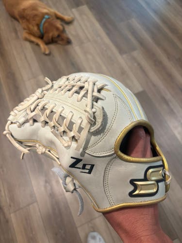 SSK z9 LH Pitcher's Baseball Glove 11.75" (Used)