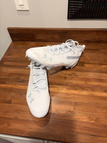 Men's Size M 12.0 Under Armour