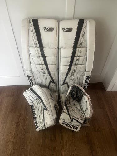 34" 2020 Vaughn V9 Regular Goalie Full Set (Used)