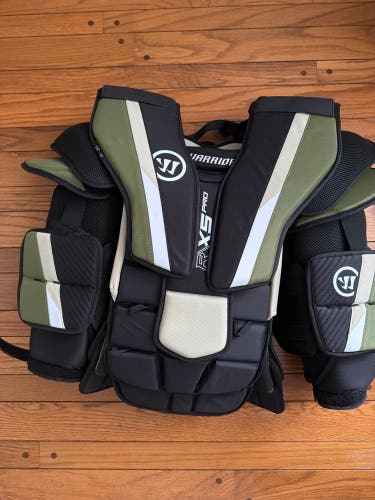 Medium 2025 Warrior Ritual X5 Goalie Chest Protector Pro Stock (New)