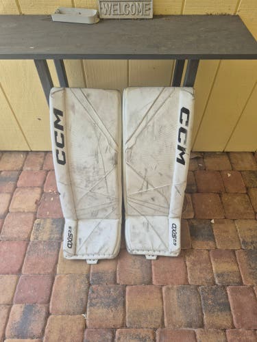 31" 2022 CCM Axis 2.9 Goalie Leg Pads (Used)