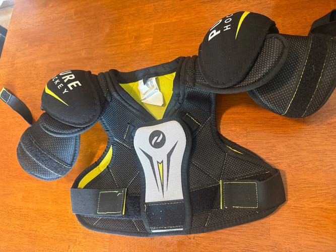 Small Youth Pure Hockey Shoulder Pads (Used)