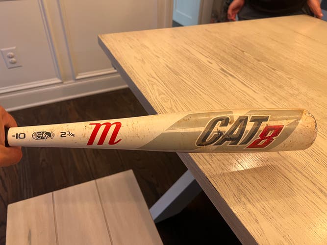 Marucci CAT8 Alloy USSSA Certified Bat (-10) 18 oz 28" (Used)