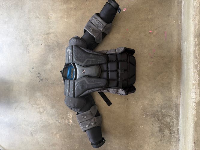 Large Bauer Elite Goalie Chest Protector (Used)