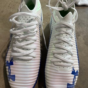 White Men's Size M 10.0 (W 11.0) Adult Under Armour Blur Low Top (New)