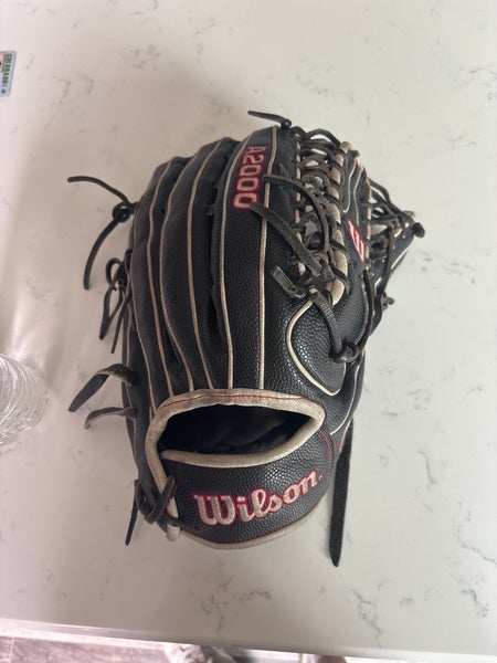 2023 Wilson A2000 RH Outfield Baseball Glove 12.75" (Used)