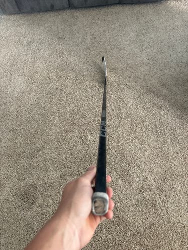 Senior CCM Ribcor Team Right Handed Hockey Stick P29 85 Flex (Used)