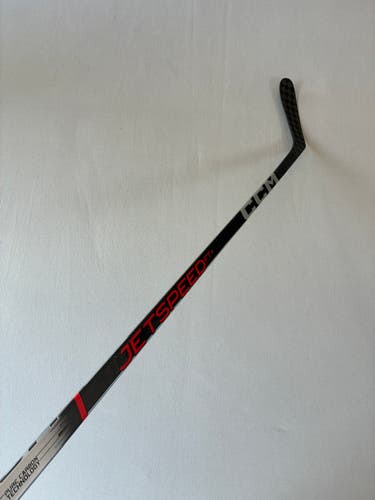 New 55 Flex P28 Intermediate CCM JetSpeed FT+ Left Hand Hockey Stick