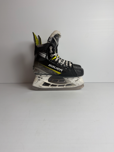 Used Size 2.5 EE Junior Bauer Vapor X4 Hockey Skates