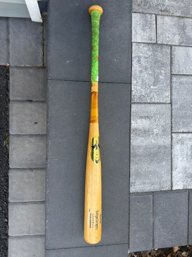 Bat (-4) 28.5 oz 32.5" (Used)