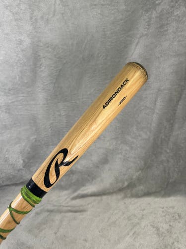 Rawlings Adirondack Maple Bat Wood 32" (Used)