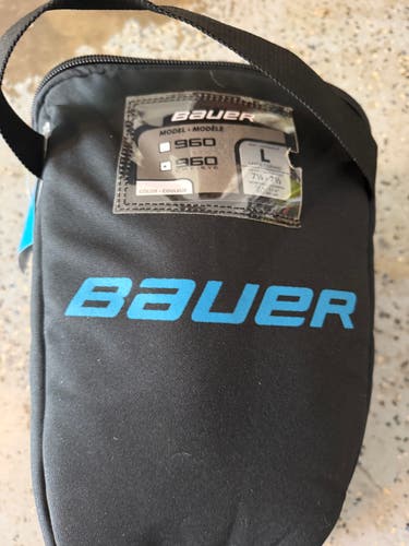 Large Bauer 960 Helmet (New)