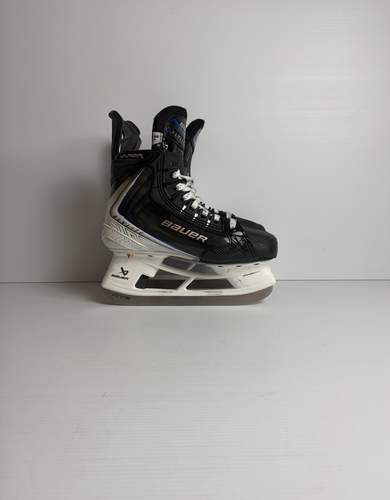 Like New Size 3.5 D Junior Bauer Vapor Flylite Hockey Skates