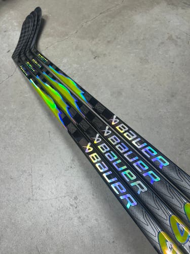4 PACK 77 Flex P86 Senior Bauer Flylite Right Hand Hockey Stick NHL JAKE O’BRIEN (Pro Stock)