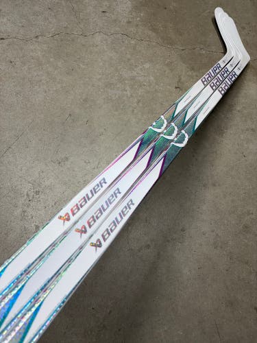3 PACK 77 Flex P90TM Senior Bauer Proto2 Left Hand Hockey Stick (New) OHL Pro Stock