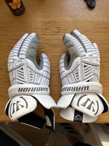 Warrior Evo V Lacrosse Gloves (New)