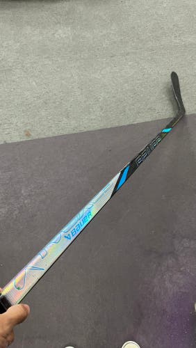 Intermediate Bauer Nexus Tracer Left Hand Hockey Stick P92 65 Flex (Used)