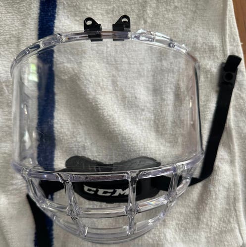 New CCM FV1 Full Hockey Face Shield-Senior Large(like new)
