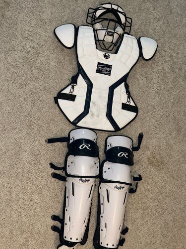 White/Blue Rawlings Mach Catcher's Set (Used)