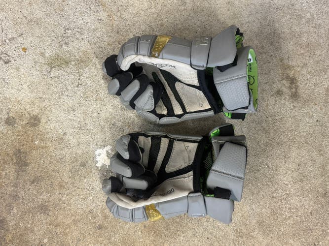 Maverik M4 Lacrosse Gloves (Used)