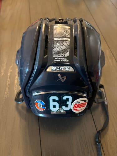 Medium Bauer Re-Akt 3D Helmet (Used)