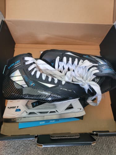 Used True TF9 Goalie Skates (Size Intermediate 6.0 D)