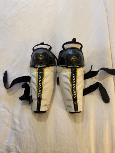 Youth Bauer Supreme One40 8" Shin Pads (Used)